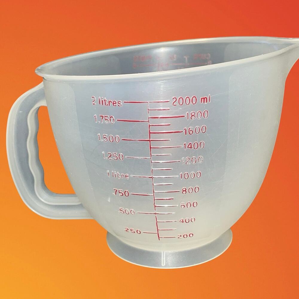 Vintage Tupperware Mix-N-Stor 8 Cup Measuring Pitcher 2L Red Letters 500 USA